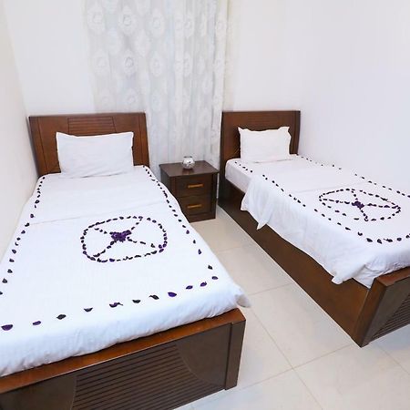 Magic Suite Al Mahboula Kuwait City Exterior foto