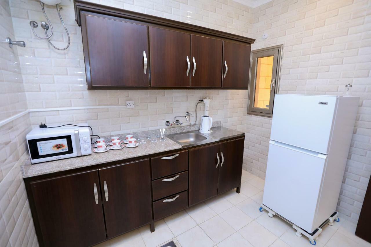 Magic Suite Al Mahboula Kuwait City Exterior foto