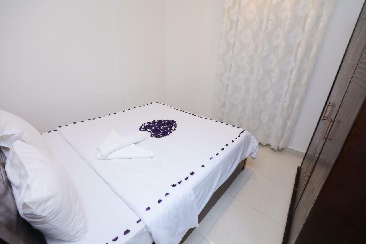 Magic Suite Al Mahboula Kuwait City Exterior foto